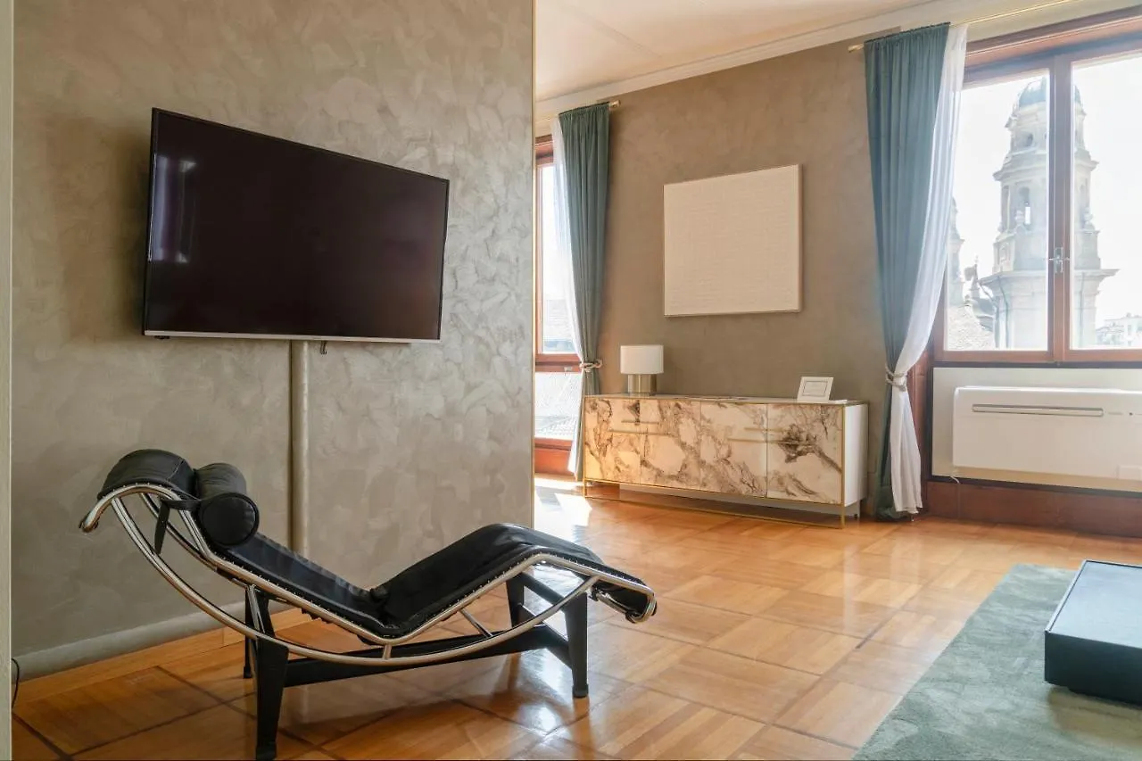 Heart Milan Apartments San Sepolcro Duomo Olaszország