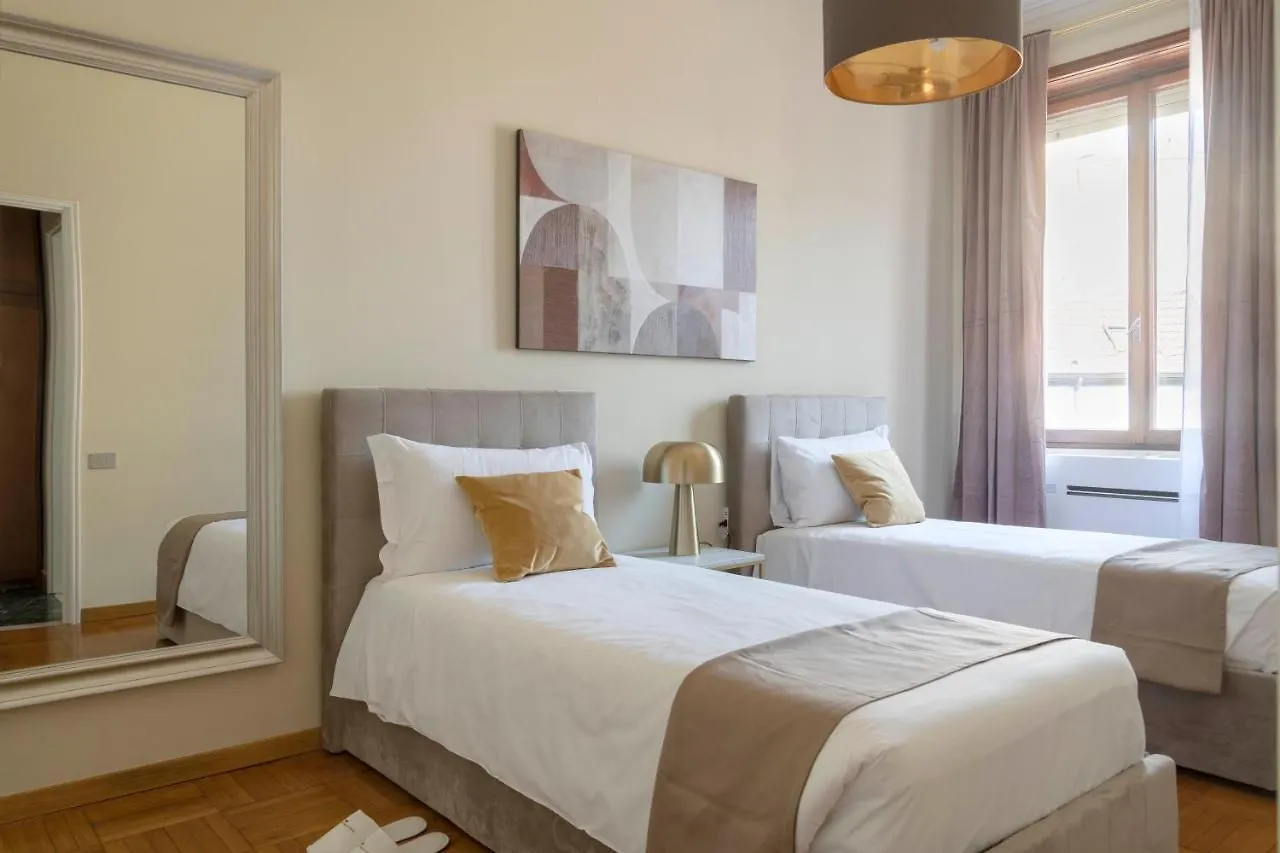 Heart Milan Apartments San Sepolcro Duomo 0*,