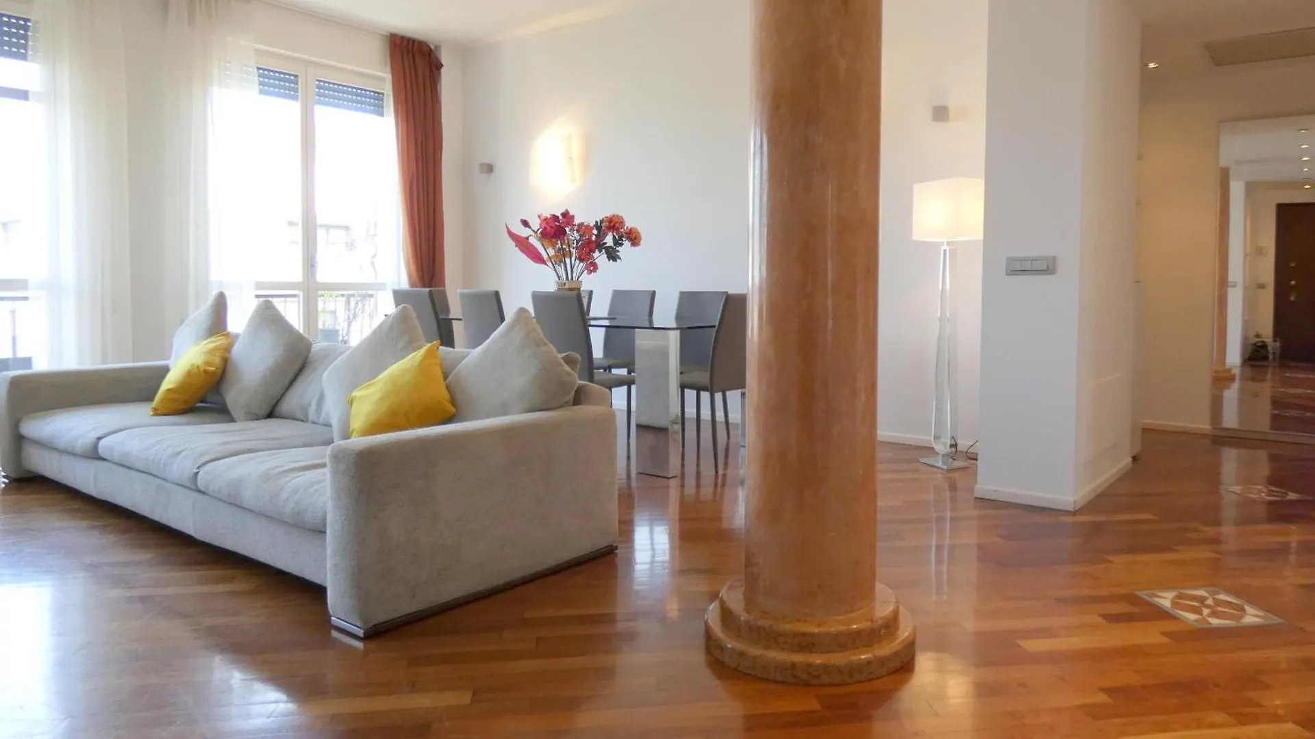 Heart Milan Apartments San Sepolcro Duomo 0*,  Ιταλία