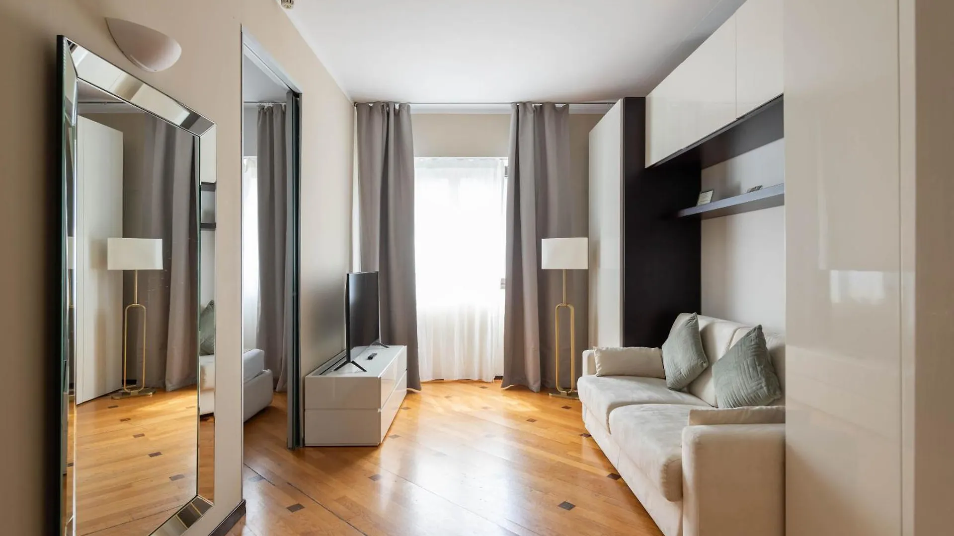 Heart Milan Apartments San Sepolcro Duomo 0*,  Italien
