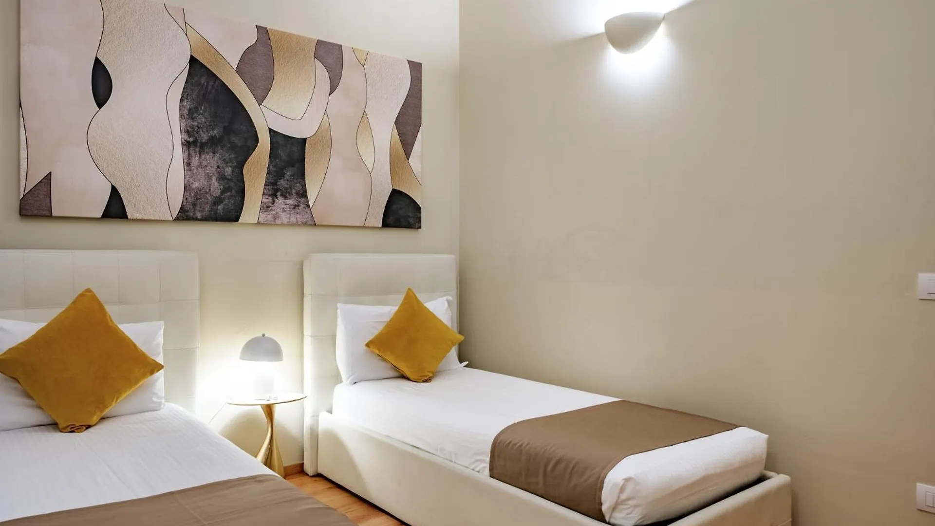 Heart Milan Apartments San Sepolcro Duomo 0*,  Italien