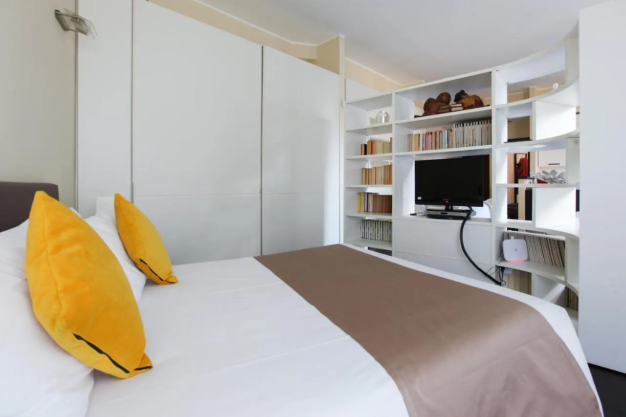 Heart Milan Apartments San Sepolcro Duomo Italien