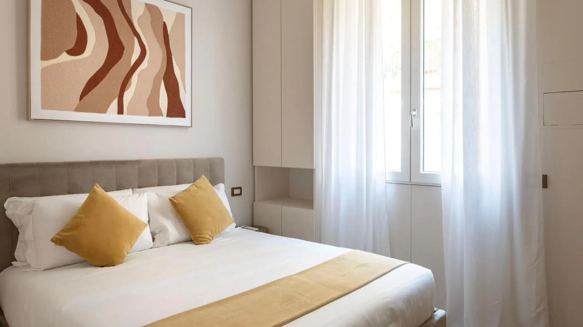 Heart Milan Apartments San Sepolcro Duomo Italy