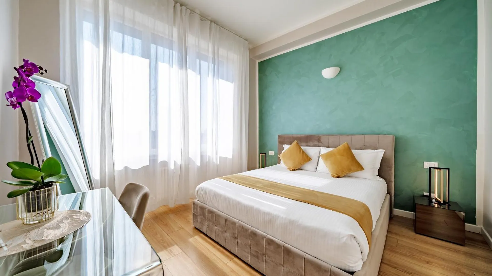 Heart Milan Apartments San Sepolcro Duomo 0*,  Italy
