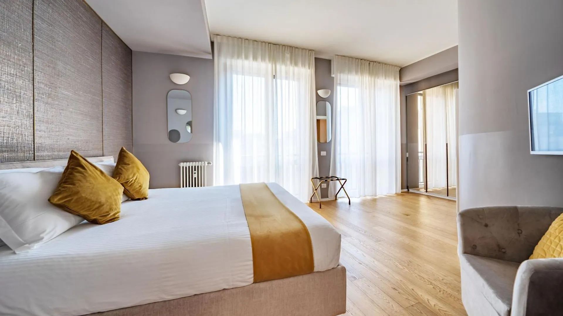 Heart Milan Apartments San Sepolcro Duomo 0*,  Италия